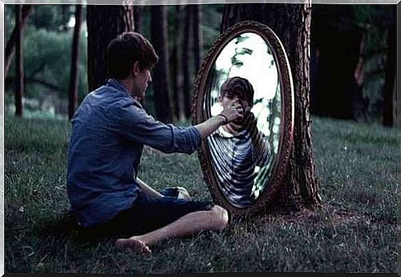 boy before mirror